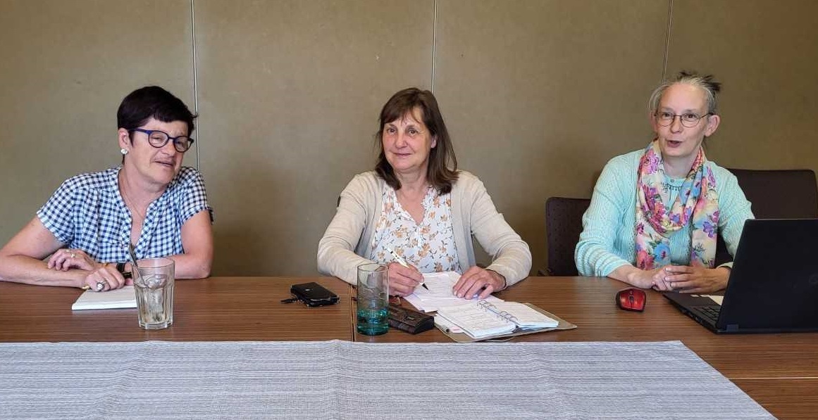 Karin Jaax, stellvertretende Gleichstellungsbeauftragte der Verbandsgemeindeverwaltung (VGV), Gudrun Nahrendorf, Gleichstellungsbeauftragte im Ehrenamt der Verbandsgemeinde Gerolstein, Petra Sonntag, Gleichstellungsbeauftragte der VGV (v.l.)